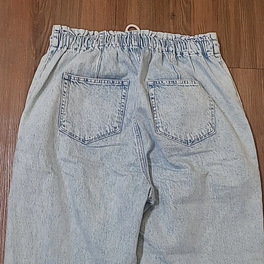 LOFT Light Blue‎ Straight Leg Jeans for women zise m used good condition.